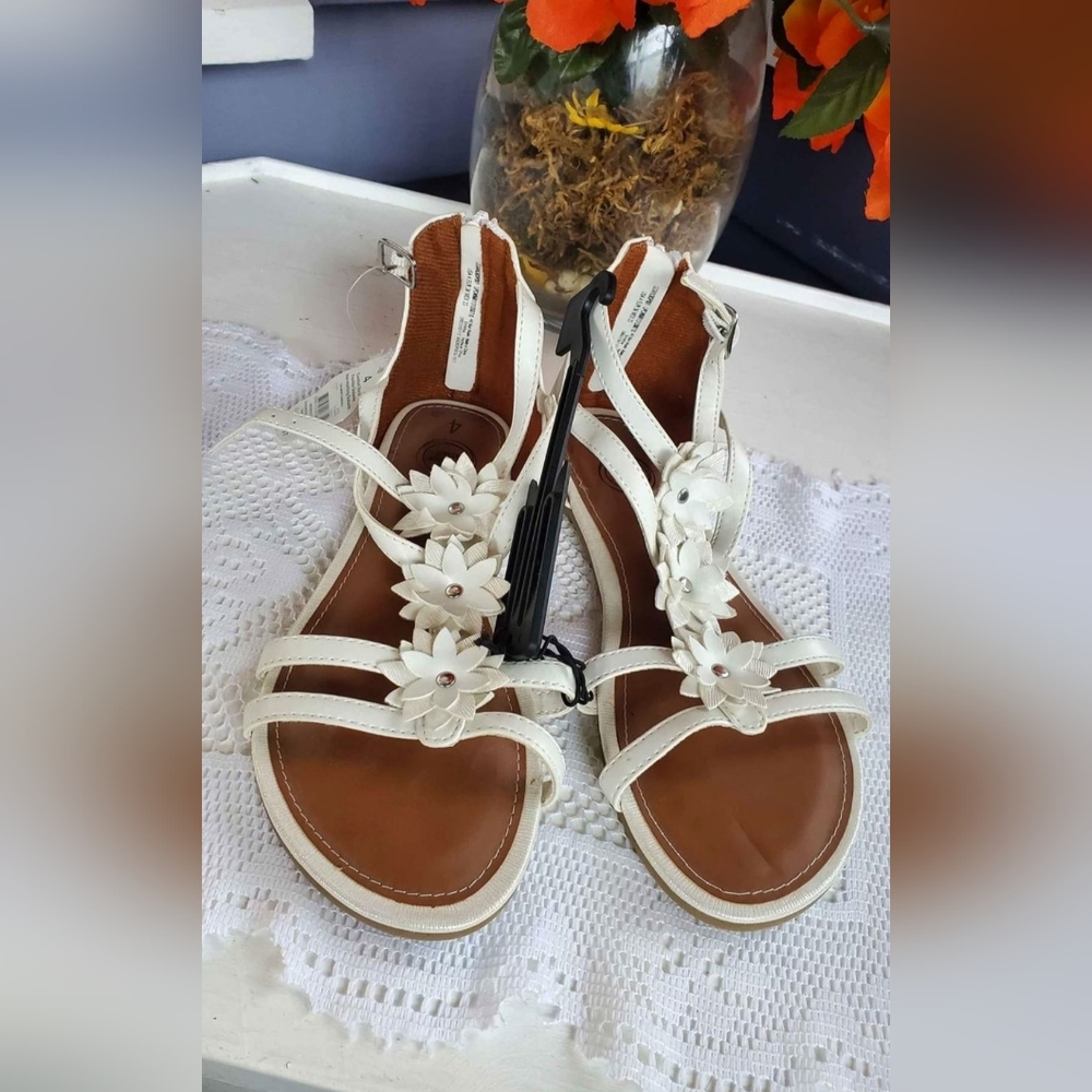 New Wonder Nation Floral Zipped Back Open-Toed Ankle Wrap Flats Sandal Fits 4/5